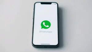 Wieso ist Whatsapp grün